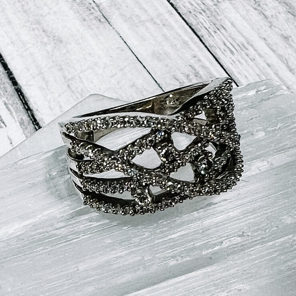 ✗ SOLD ✗ - Picture 2 of 7